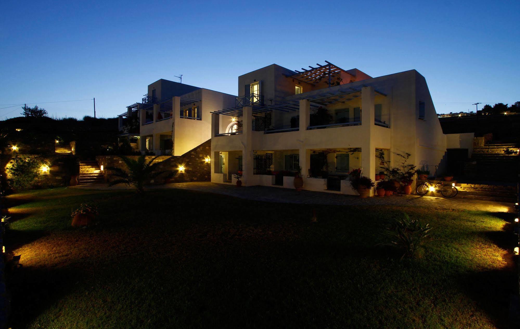 Paros Paradise Apartments Extérieur photo